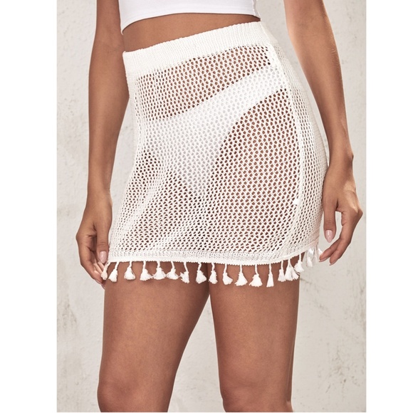 Tassel Detail White Knit Cover Up Mini Skirt - Picture 5 of 12